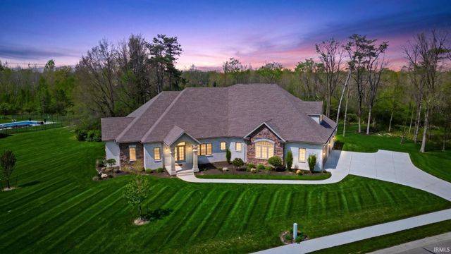 1501 N Legend Court, Muncie, IN 47304