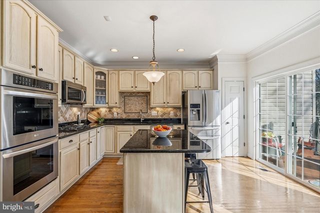 3818 ELMWOOD TOWNE WAY, Alexandria, VA 22303