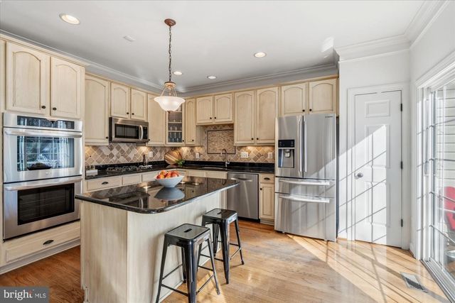 3818 ELMWOOD TOWNE WAY, Alexandria, VA 22303
