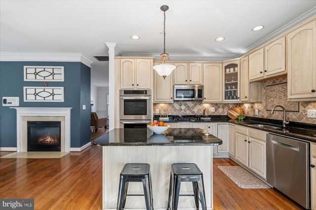 3818 ELMWOOD TOWNE WAY, Alexandria, VA 22303