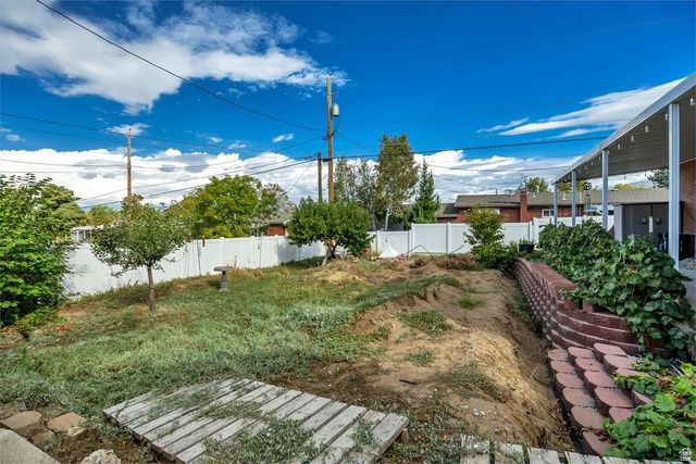 1360 S 100 E, Bountiful, UT 84010