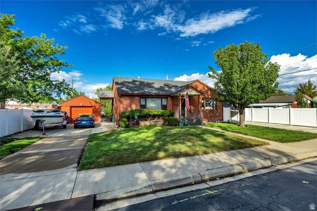 1360 S 100 E, Bountiful, UT 84010