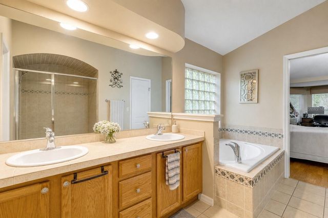 625 QUAIL LAKE DRIVE, Debary, FL 32713