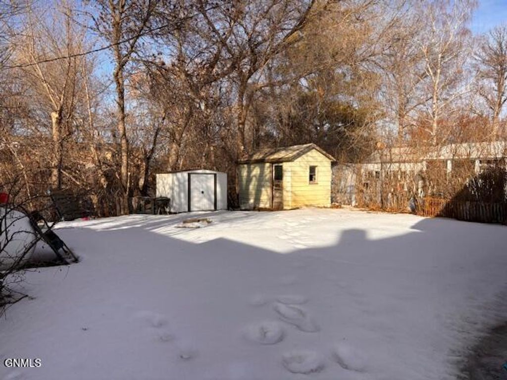 509 Box Elder Street, Plentywood, MT 59254 photo 5