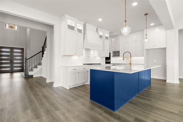 30306 Brook Point Court, Fulshear, TX 77441