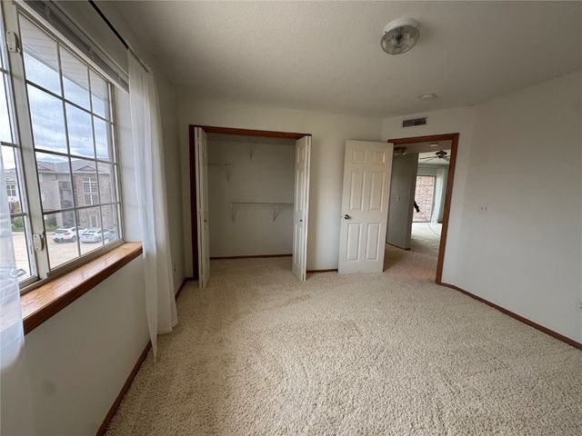 3150 Wilson Avenue SW 10, Cedar Rapids, IA 52404