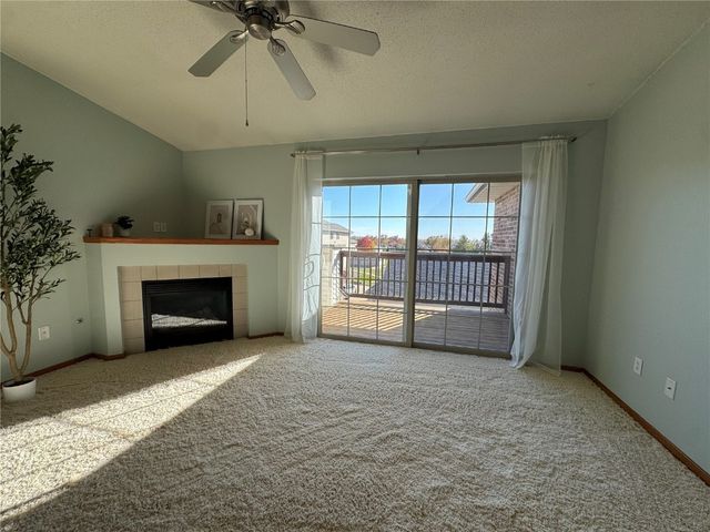 3150 Wilson Avenue SW 10, Cedar Rapids, IA 52404