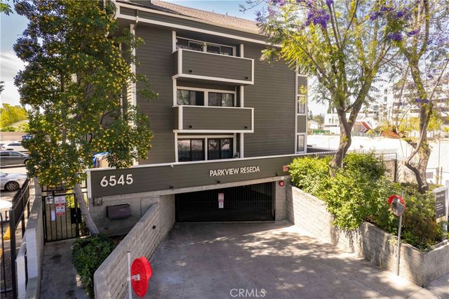 6545 Reseda Boulevard 8, Reseda, CA 91335
