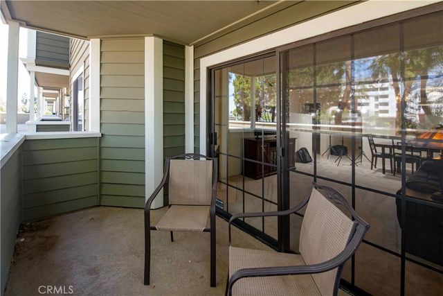 6545 Reseda Boulevard 8, Reseda, CA 91335