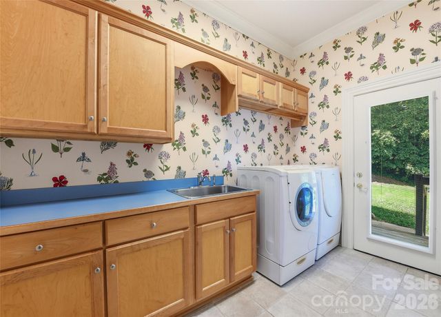 106 Coyote Ridge, Maggie Valley, NC 28751