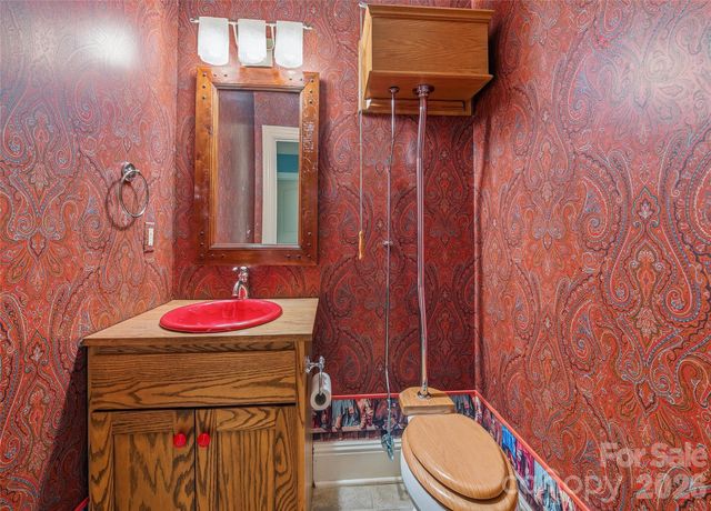 106 Coyote Ridge, Maggie Valley, NC 28751