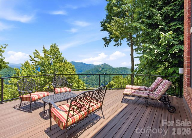 106 Coyote Ridge, Maggie Valley, NC 28751