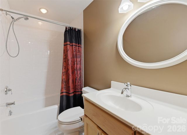 106 Coyote Ridge, Maggie Valley, NC 28751