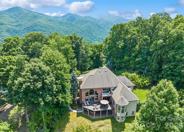 106 Coyote Ridge, Maggie Valley, NC 28751