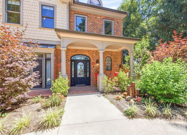 106 Coyote Ridge, Maggie Valley, NC 28751