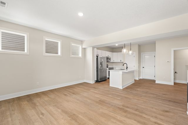 911 Percheron Lane, Norwalk, IA 50211
