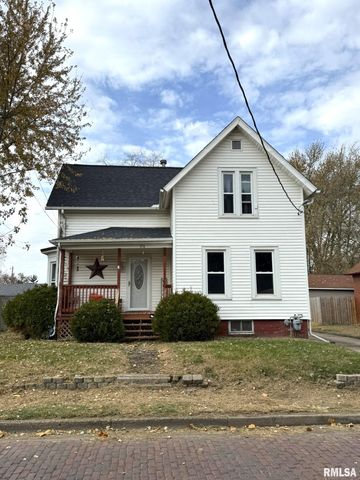 376 PINE Street, Galesburg, IL 61401