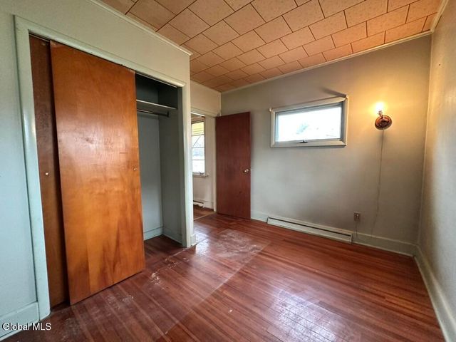 382 Ballston Road, Glenville, NY 12302