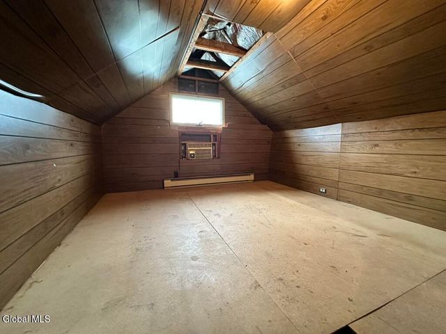 382 Ballston Road, Glenville, NY 12302