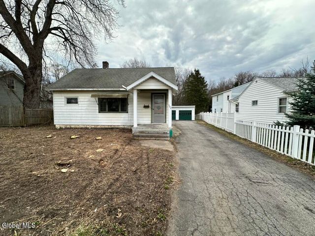 382 Ballston Road, Glenville, NY 12302