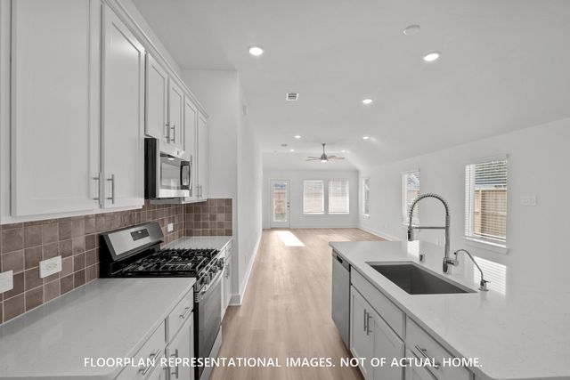 10231 Burton Path, Montgomery, TX 77316