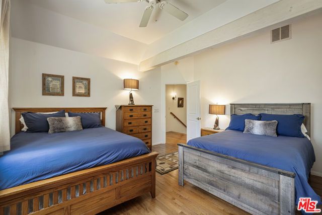 208 Knoll Road, Big Bear City, CA 92315