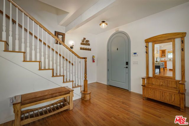 208 Knoll Road, Big Bear City, CA 92315