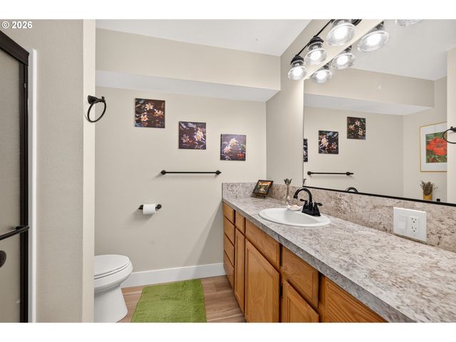 12345 Sw SPRING HILL Rd, Gaston, OR 97119