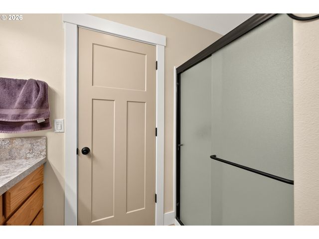 12345 Sw SPRING HILL Rd, Gaston, OR 97119