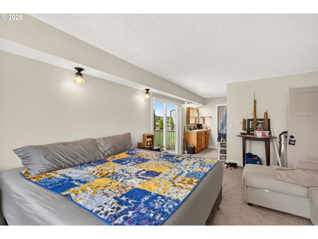 12345 Sw SPRING HILL Rd, Gaston, OR 97119