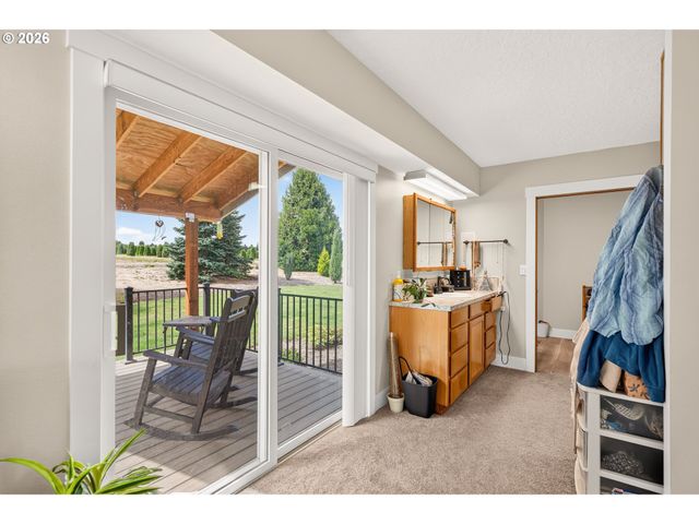 12345 Sw SPRING HILL Rd, Gaston, OR 97119