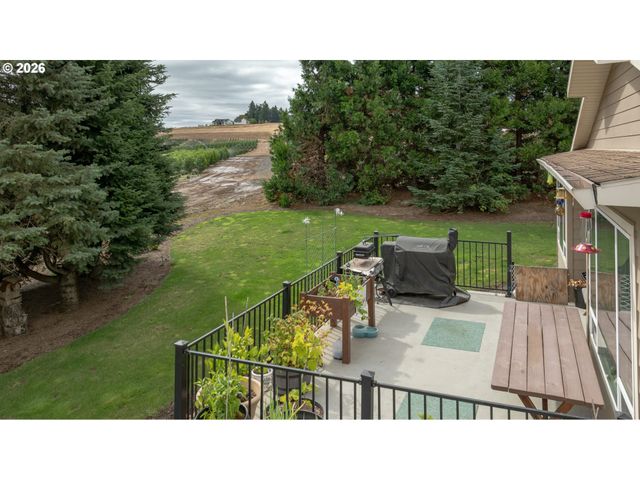 12345 Sw SPRING HILL Rd, Gaston, OR 97119