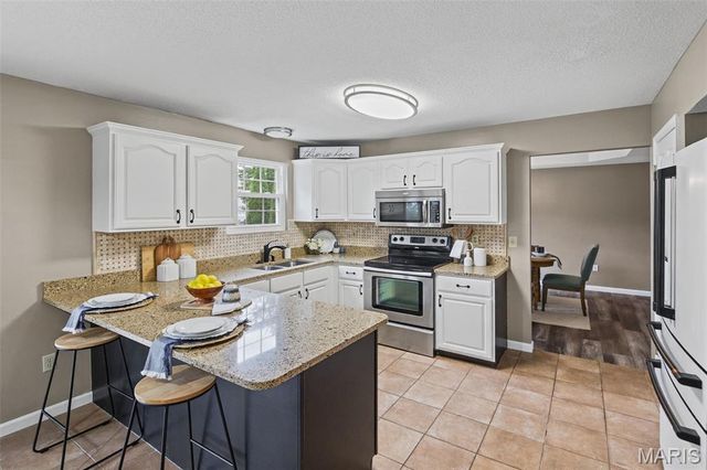 2509 Hunters Ridge, Edwardsville, IL 62025