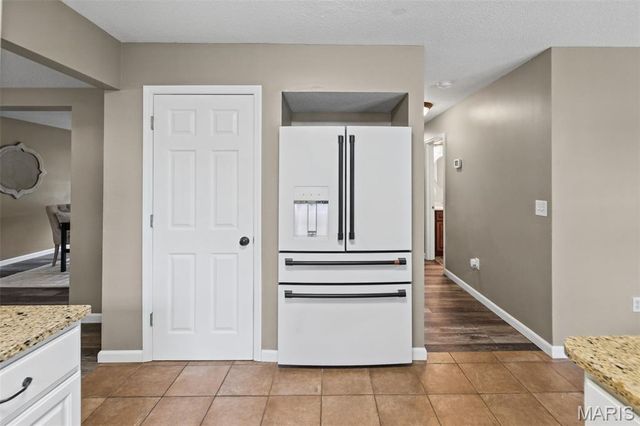 2509 Hunters Ridge, Edwardsville, IL 62025