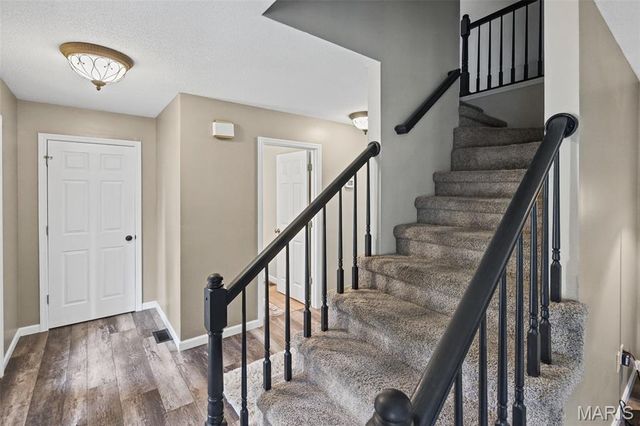 2509 Hunters Ridge, Edwardsville, IL 62025