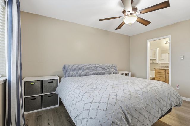 10609 S Degray Ln, Spokane, WA 99224