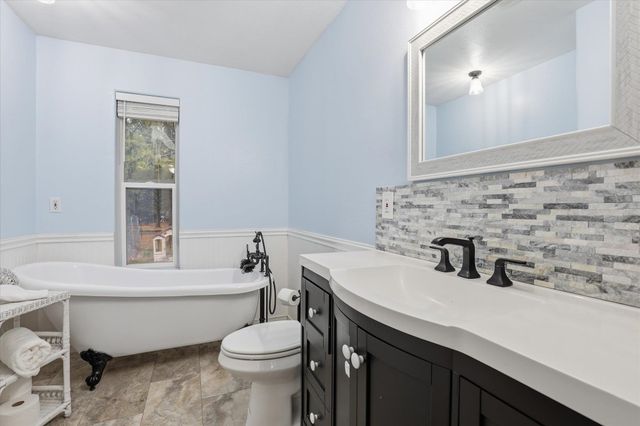 10609 S Degray Ln, Spokane, WA 99224