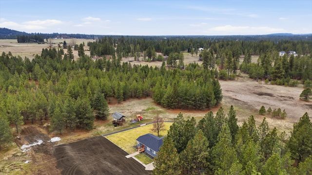 10609 S Degray Ln, Spokane, WA 99224