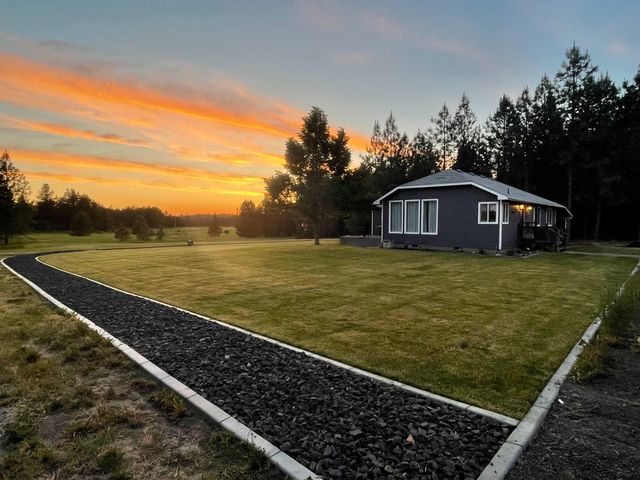 10609 S Degray Ln, Spokane, WA 99224