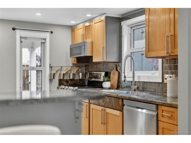 9270 W 87th Pl, Arvada, CO 80005