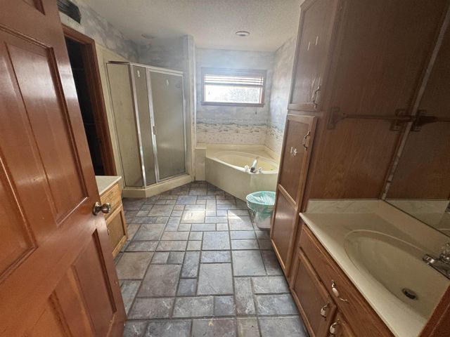 6150 WOODSTOCK HILLS DR, Millington, TN 38053