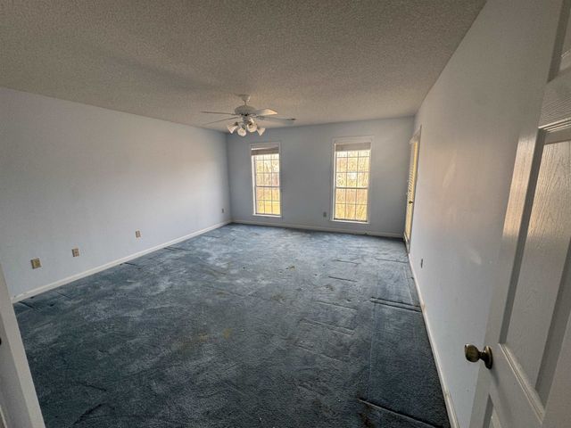 6150 WOODSTOCK HILLS DR, Millington, TN 38053