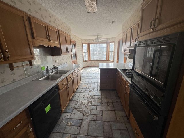 6150 WOODSTOCK HILLS DR, Millington, TN 38053