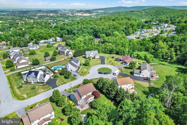 14114 RED VICTORIA COURT, Waynesboro, PA 17268