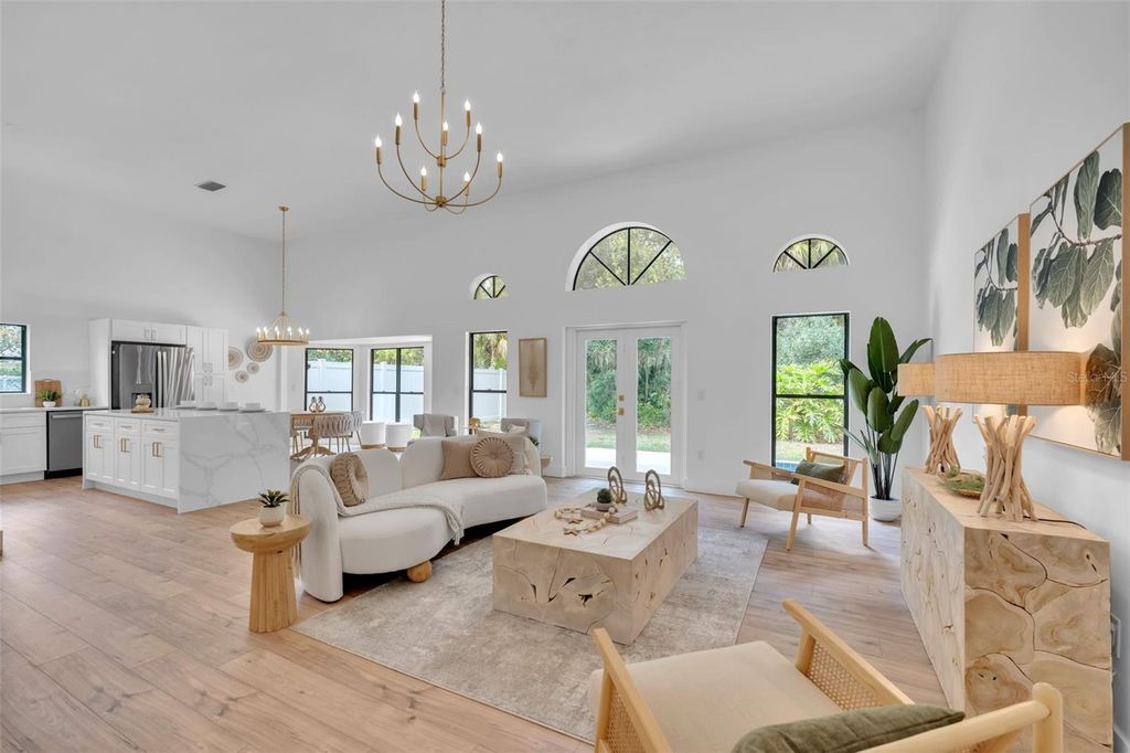 Image 19 of property listing at 1005 GREYSTONE LANE, Sarasota, FL 34232