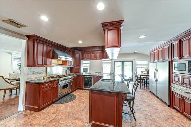 22 Redwood Drive, Great River, NY 11739