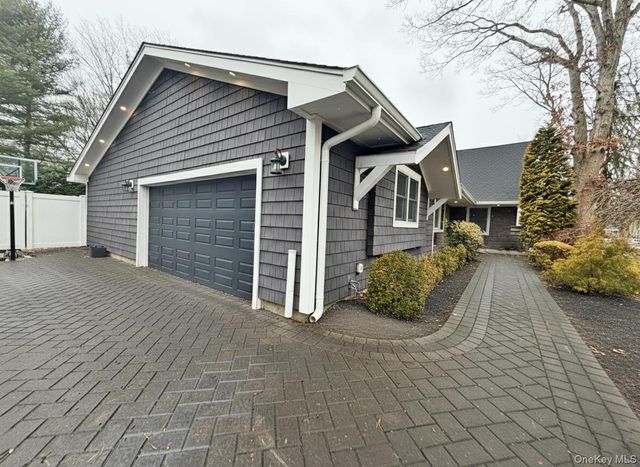 22 Redwood Drive, Great River, NY 11739