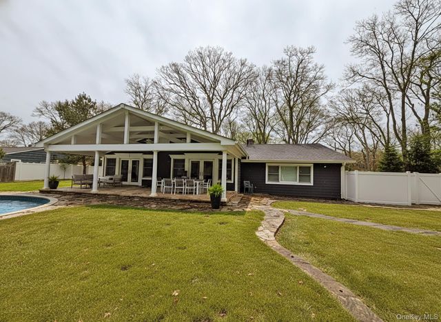 22 Redwood Drive, Great River, NY 11739