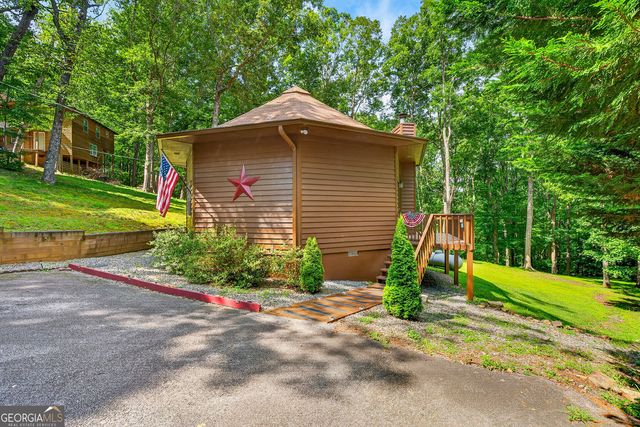163 Beauregards Knob, Ellijay, GA 30536