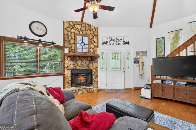 163 Beauregards Knob, Ellijay, GA 30536